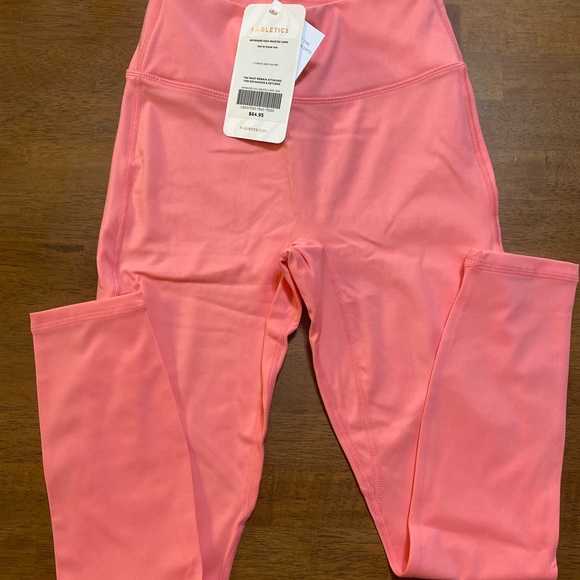 Fabletics anywhere high waisted capris - Picture 2 of 5